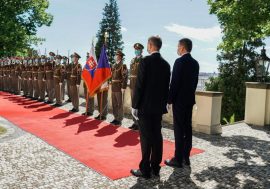 Česko-slovenská hranice se o půlnoci otevře pro občany obou zemí