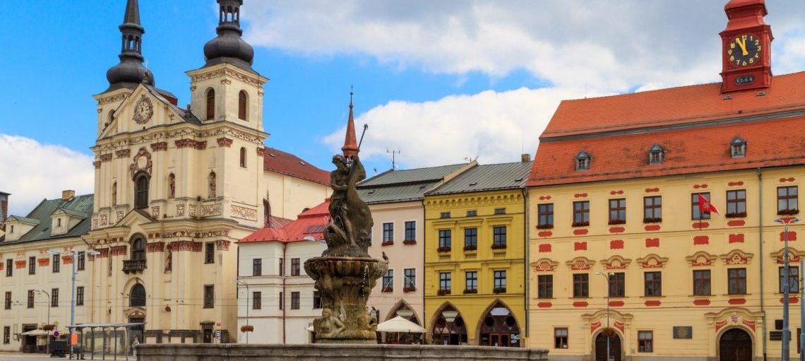 V okrese Jihlava bude od úterý povinné nosit roušky