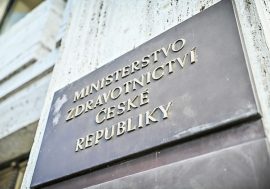 Ministerstvo zdravotnictví vydává metodické doporučení pro školy a školská zařízení